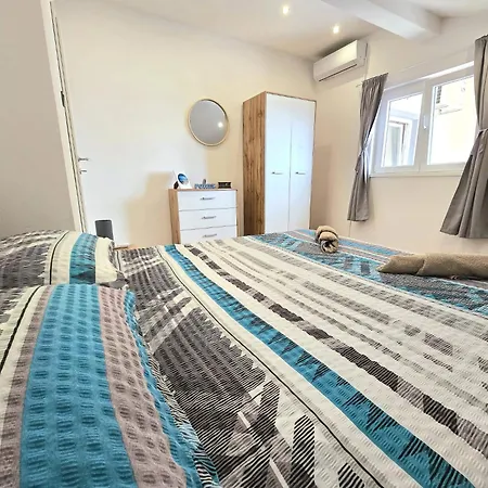 Krnic Apartment Sibenik