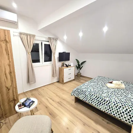 Krnic Apartment
